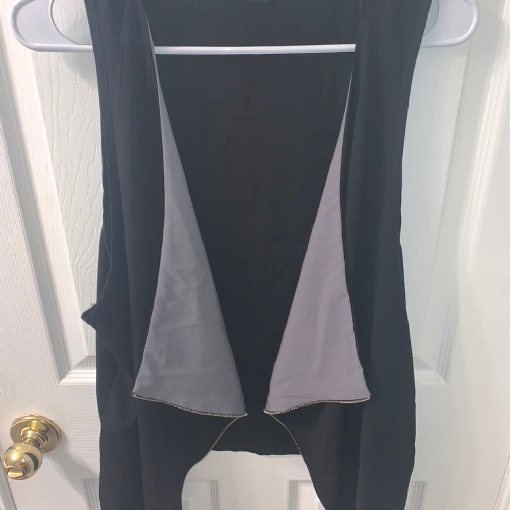 Forever 21 Black/Grey Zipper Vest